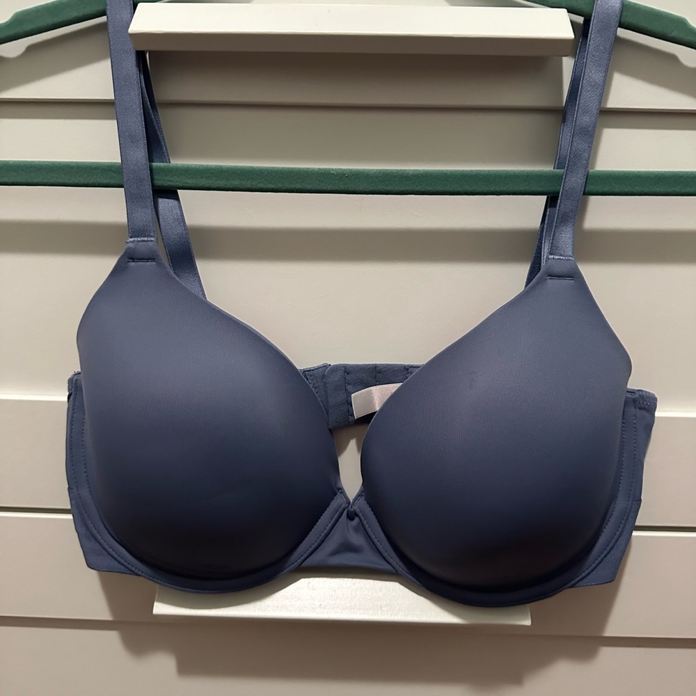 T-shirt bra